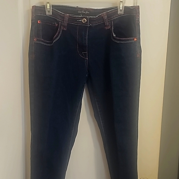 Gold Flara Blue Jeans, Sz 10 (W34"/L39"), Red/Gold Rhinestones Pocket Designs - Picture 11 of 12